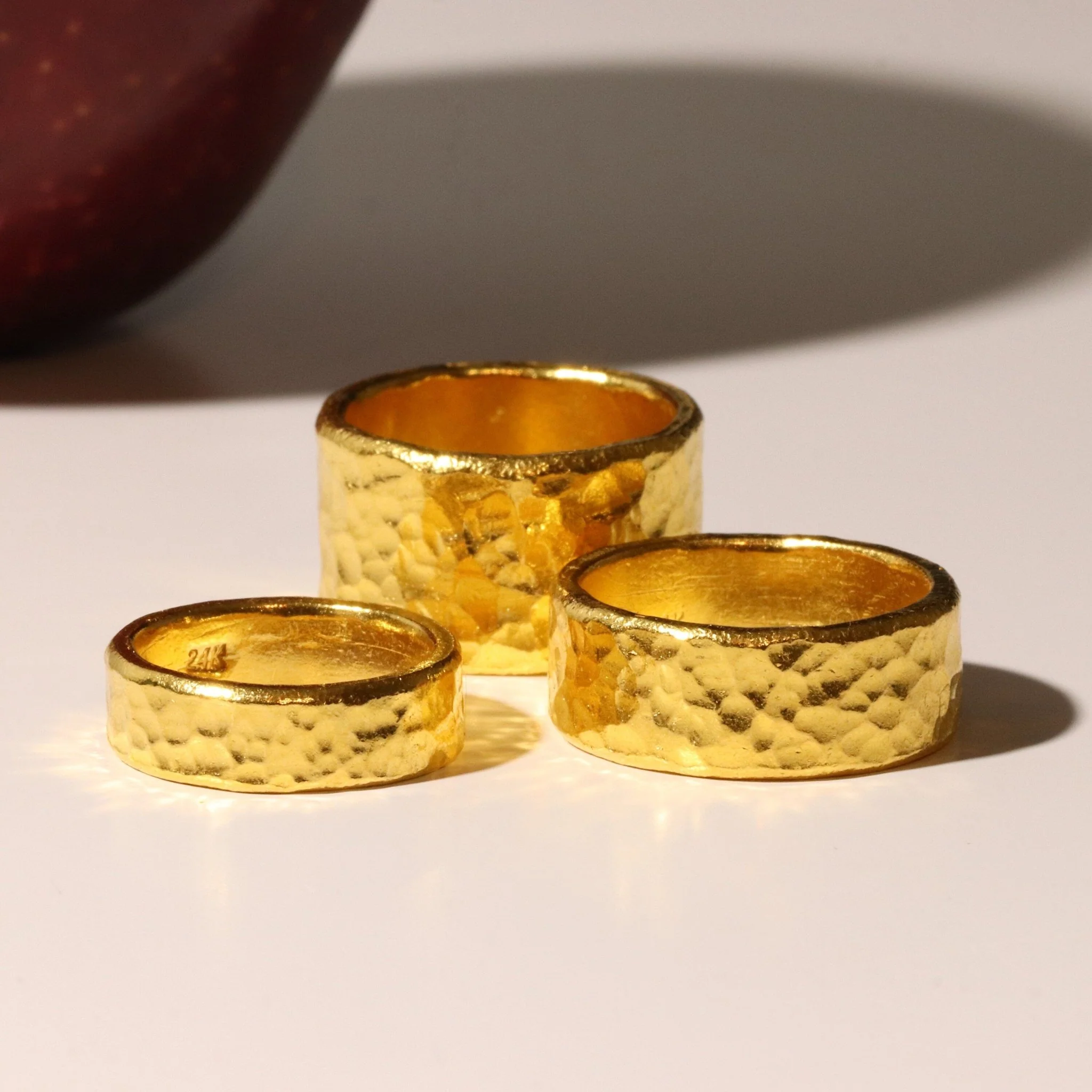 13mm 1oz Hammered Flat Band - Image 7