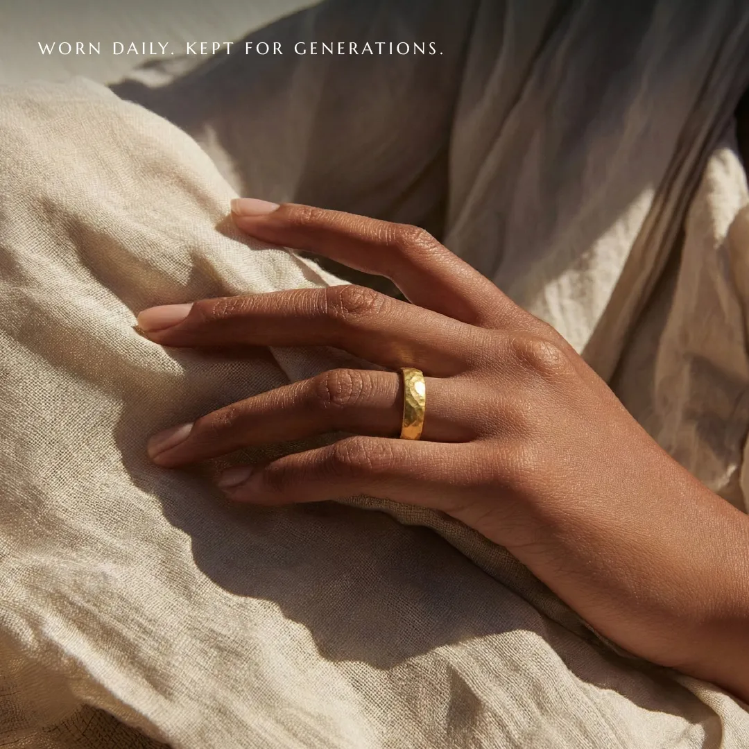 4mm Hammered Band Ring - Image 3